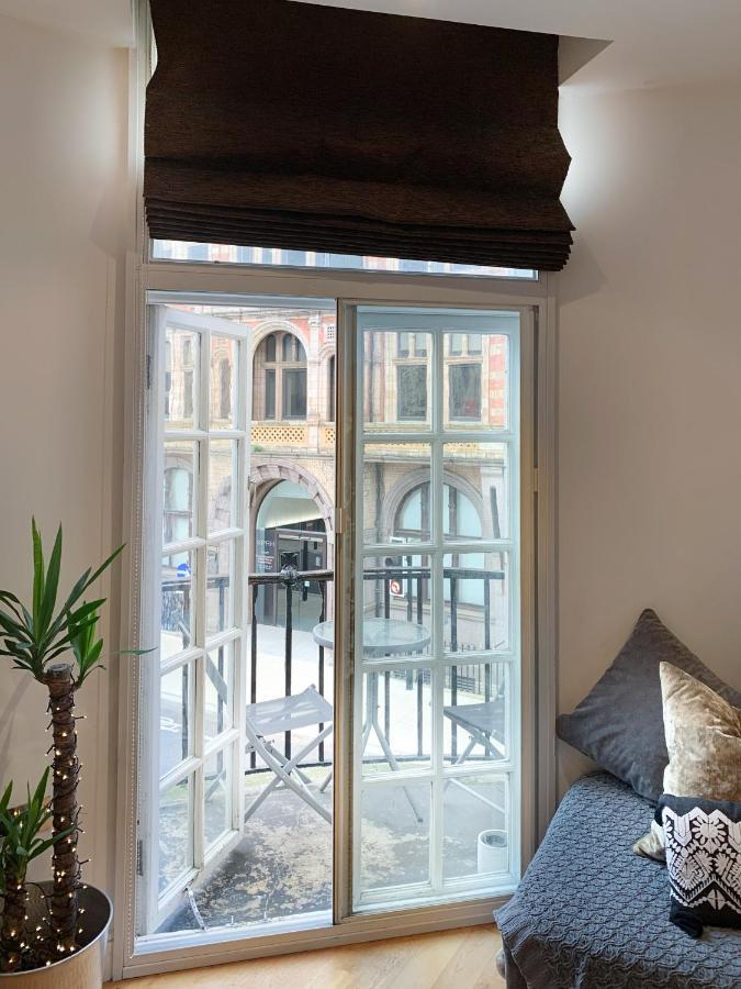 Boutique Apartment With Balconies - In The Very Heart Of Leeds Leeds  Exterior photo